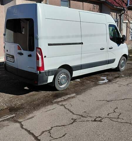 Белый Рено Мастер, объемом двигателя 2.3 л и пробегом 290 тыс. км за 12500 $, фото 2 на Automoto.ua