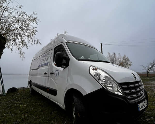 Белый Рено Мастер, объемом двигателя 2.3 л и пробегом 423 тыс. км за 13000 $, фото 2 на Automoto.ua