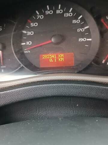 Белый Рено Мастер, объемом двигателя 2.3 л и пробегом 282 тыс. км за 9800 $, фото 7 на Automoto.ua