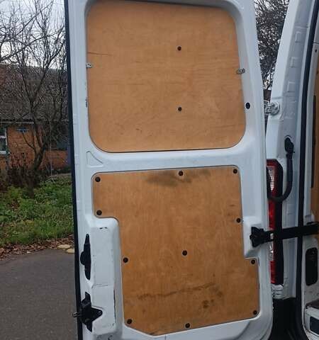 Белый Рено Мастер, объемом двигателя 2.3 л и пробегом 216 тыс. км за 15800 $, фото 25 на Automoto.ua