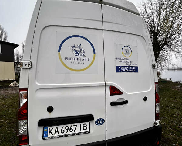 Белый Рено Мастер, объемом двигателя 2.3 л и пробегом 423 тыс. км за 13000 $, фото 7 на Automoto.ua