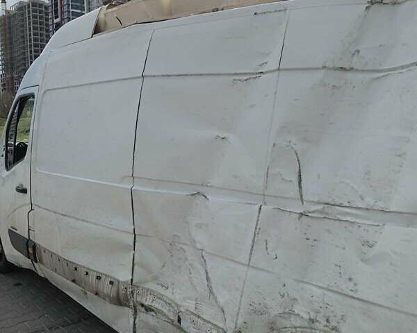 Белый Рено Мастер, объемом двигателя 2.3 л и пробегом 332 тыс. км за 7800 $, фото 8 на Automoto.ua