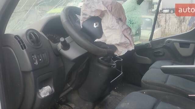 Білий Рено Мастєр, об'ємом двигуна 2.3 л та пробігом 420 тис. км за 5800 $, фото 5 на Automoto.ua