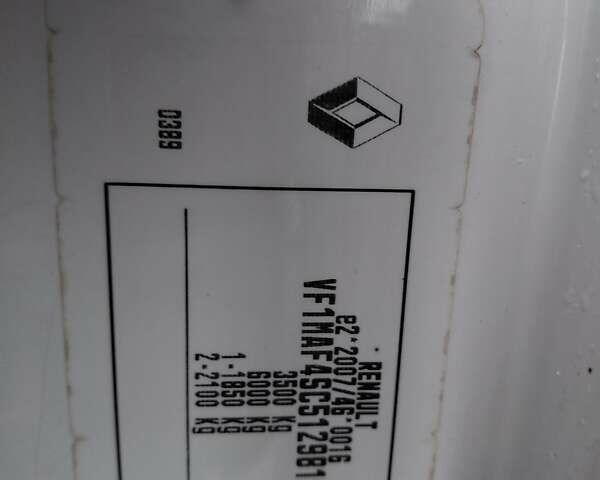 Белый Рено Мастер, объемом двигателя 2.3 л и пробегом 247 тыс. км за 12900 $, фото 14 на Automoto.ua