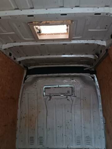 Белый Рено Мастер, объемом двигателя 2.3 л и пробегом 282 тыс. км за 9800 $, фото 19 на Automoto.ua