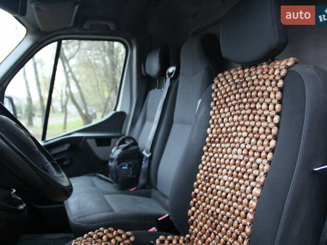 Белый Рено Мастер, объемом двигателя 2.3 л и пробегом 7 тыс. км за 11500 $, фото 8 на Automoto.ua