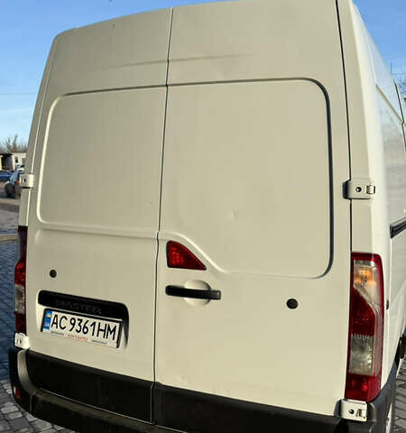 Белый Рено Мастер, объемом двигателя 2.3 л и пробегом 517 тыс. км за 9900 $, фото 19 на Automoto.ua