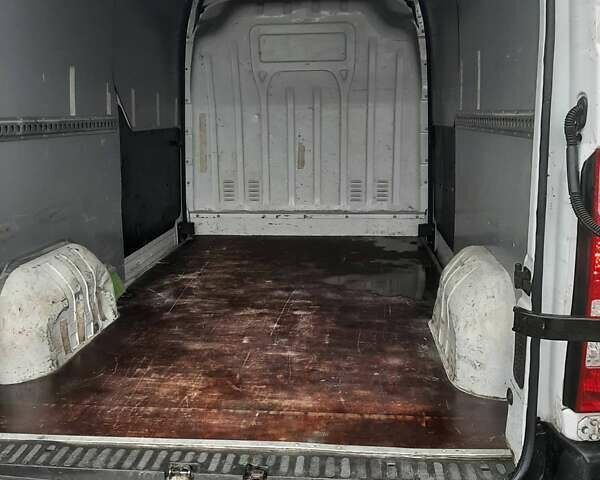 Білий Рено Мастєр, об'ємом двигуна 2.3 л та пробігом 210 тис. км за 12800 $, фото 11 на Automoto.ua