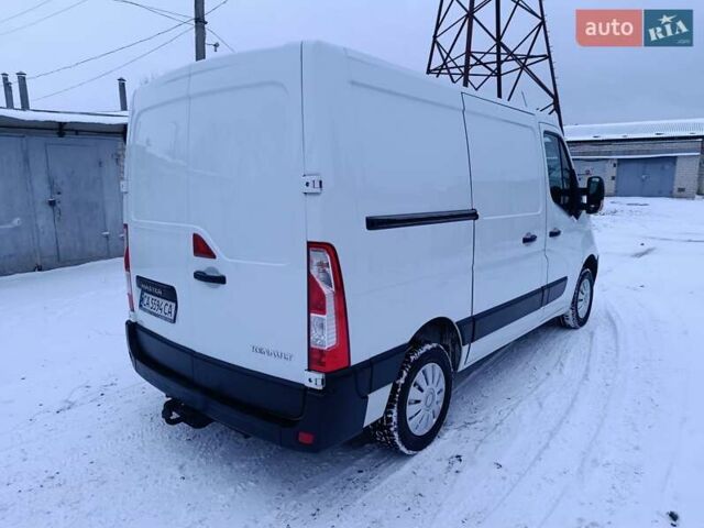 Белый Рено Мастер, объемом двигателя 2.3 л и пробегом 232 тыс. км за 10650 $, фото 3 на Automoto.ua