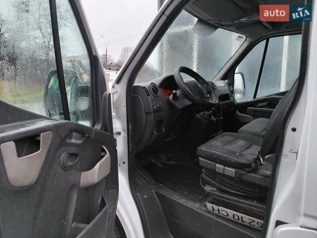 Белый Рено Мастер, объемом двигателя 2.3 л и пробегом 247 тыс. км за 12900 $, фото 20 на Automoto.ua