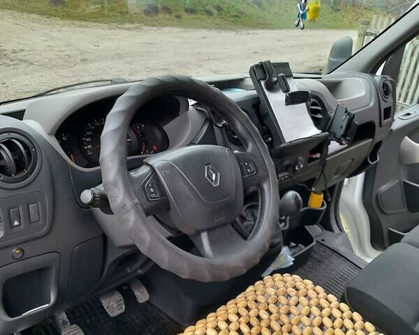 Білий Рено Мастєр, об'ємом двигуна 2.3 л та пробігом 381 тис. км за 16700 $, фото 6 на Automoto.ua