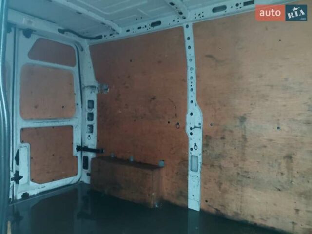 Белый Рено Мастер, объемом двигателя 2.3 л и пробегом 247 тыс. км за 12900 $, фото 12 на Automoto.ua