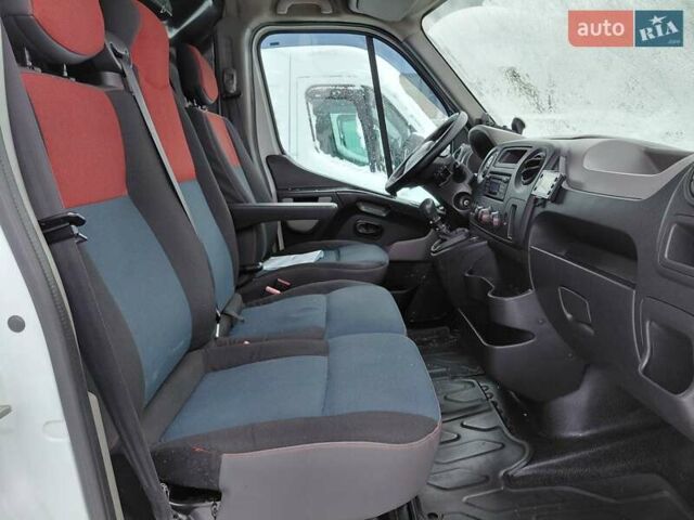 Белый Рено Мастер, объемом двигателя 2.3 л и пробегом 358 тыс. км за 12900 $, фото 26 на Automoto.ua