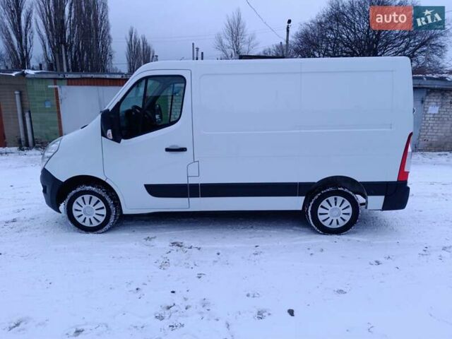 Белый Рено Мастер, объемом двигателя 2.3 л и пробегом 232 тыс. км за 10650 $, фото 2 на Automoto.ua