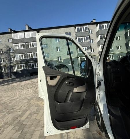 Белый Рено Мастер, объемом двигателя 2.3 л и пробегом 211 тыс. км за 17500 $, фото 20 на Automoto.ua
