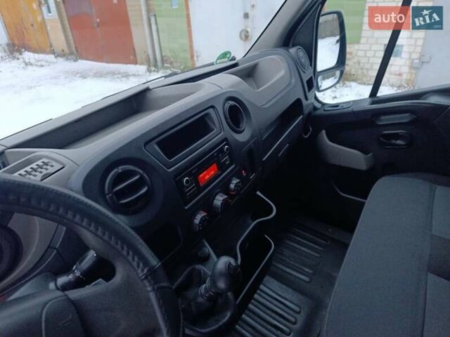 Белый Рено Мастер, объемом двигателя 2.3 л и пробегом 232 тыс. км за 10650 $, фото 19 на Automoto.ua