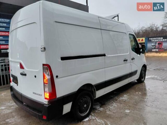 Белый Рено Мастер, объемом двигателя 2.3 л и пробегом 247 тыс. км за 12900 $, фото 3 на Automoto.ua
