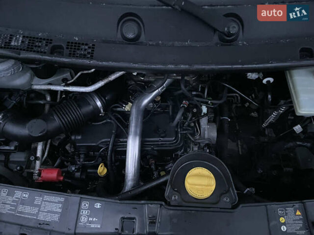 Білий Рено Мастєр, об'ємом двигуна 2.3 л та пробігом 599 тис. км за 19500 $, фото 18 на Automoto.ua