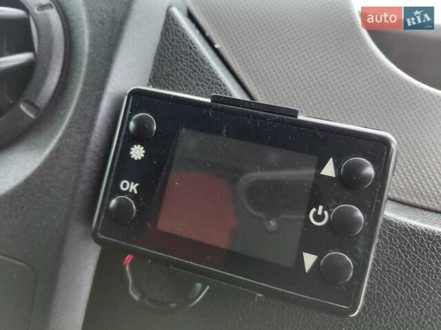 Белый Рено Мастер, объемом двигателя 2.3 л и пробегом 358 тыс. км за 12900 $, фото 23 на Automoto.ua