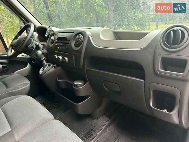 Рено Мастєр 2014 у Києві на Automoto.ua Білий Рено Мастєр, об'ємом двигуна 2.3 л та пробігом 292 тис. км за 11999 $, фото 29 на Automoto.ua