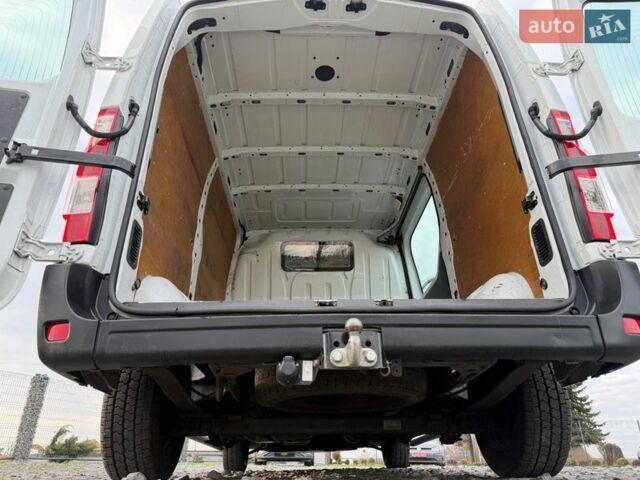 Белый Рено Мастер, объемом двигателя 2.3 л и пробегом 200 тыс. км за 13350 $, фото 16 на Automoto.ua