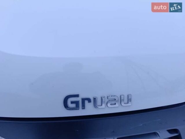 Белый Рено Мастер, объемом двигателя 2.3 л и пробегом 232 тыс. км за 10650 $, фото 8 на Automoto.ua