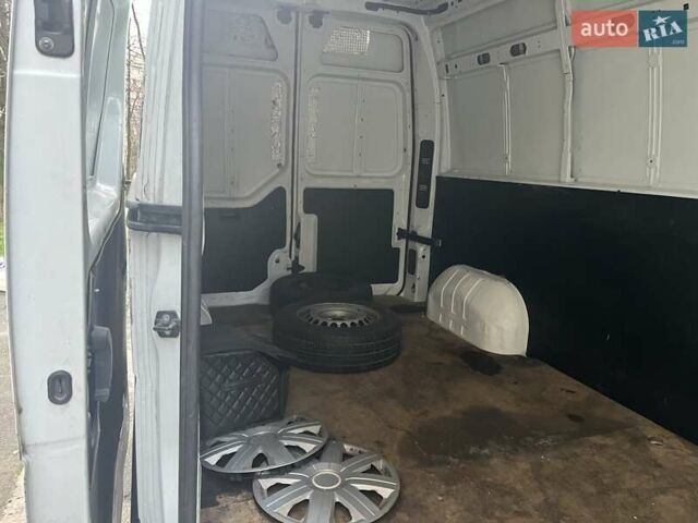 Білий Рено Мастєр, об'ємом двигуна 2.3 л та пробігом 276 тис. км за 12250 $, фото 1 на Automoto.ua