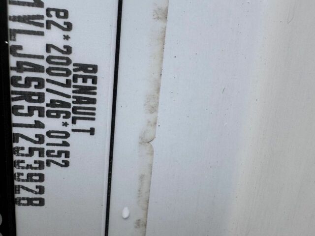 Білий Рено Мастєр, об'ємом двигуна 2.3 л та пробігом 387 тис. км за 17800 $, фото 17 на Automoto.ua