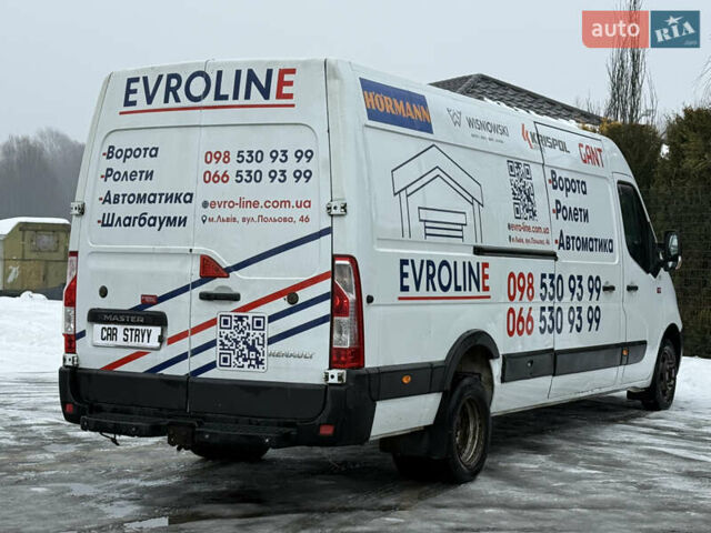 Белый Рено Мастер, объемом двигателя 2.3 л и пробегом 324 тыс. км за 13800 $, фото 3 на Automoto.ua