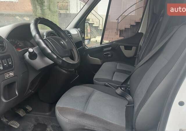 Білий Рено Мастєр, об'ємом двигуна 2.3 л та пробігом 330 тис. км за 11000 $, фото 9 на Automoto.ua