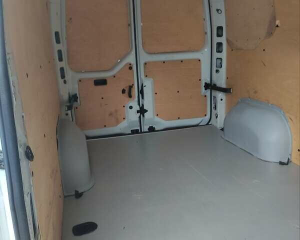 Білий Рено Мастєр, об'ємом двигуна 2.3 л та пробігом 300 тис. км за 14950 $, фото 45 на Automoto.ua