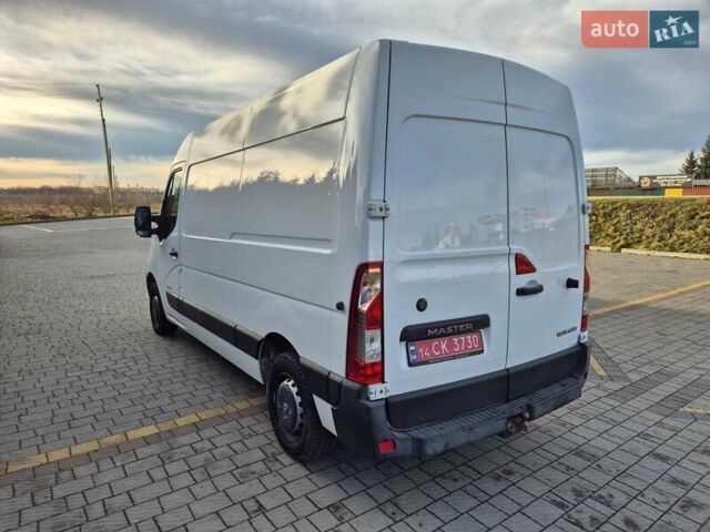 Белый Рено Мастер, объемом двигателя 2.3 л и пробегом 200 тыс. км за 14499 $, фото 3 на Automoto.ua