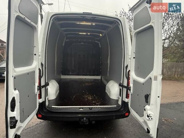 Белый Рено Мастер, объемом двигателя 2.3 л и пробегом 166 тыс. км за 14900 $, фото 10 на Automoto.ua