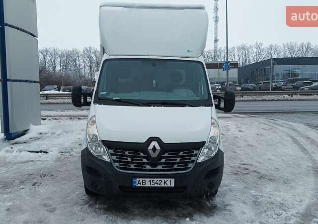 Белый Рено Мастер, объемом двигателя 2.3 л и пробегом 300 тыс. км за 20999 $, фото 2 на Automoto.ua