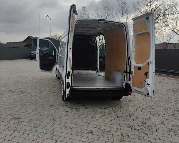 Білий Рено Мастєр, об'ємом двигуна 2.3 л та пробігом 300 тис. км за 14950 $, фото 29 на Automoto.ua