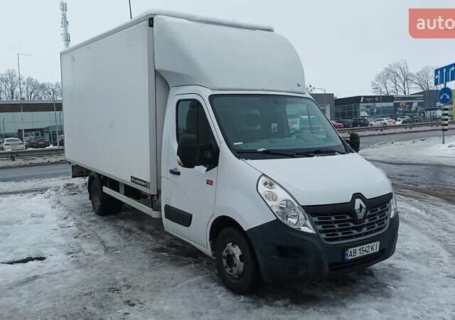 Белый Рено Мастер, объемом двигателя 2.3 л и пробегом 300 тыс. км за 20999 $, фото 3 на Automoto.ua