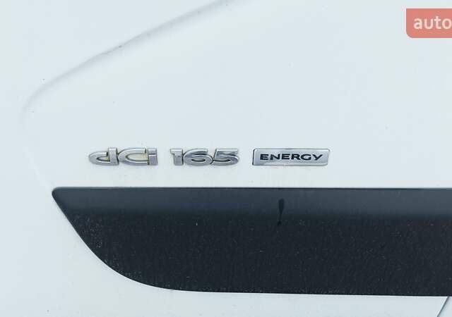 Белый Рено Мастер, объемом двигателя 2.3 л и пробегом 300 тыс. км за 20999 $, фото 5 на Automoto.ua