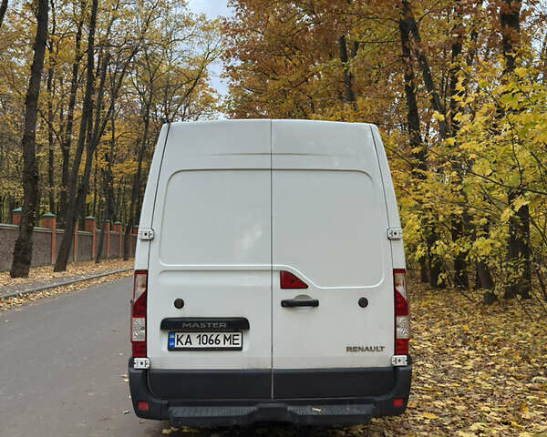 Белый Рено Мастер, объемом двигателя 2.3 л и пробегом 277 тыс. км за 15500 $, фото 4 на Automoto.ua