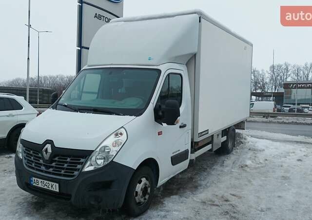 Белый Рено Мастер, объемом двигателя 2.3 л и пробегом 300 тыс. км за 20999 $, фото 1 на Automoto.ua