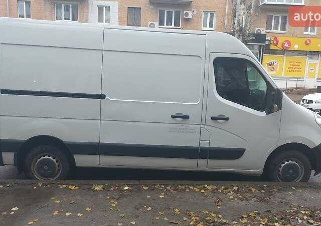 Білий Рено Мастєр, об'ємом двигуна 2.3 л та пробігом 330 тис. км за 11000 $, фото 2 на Automoto.ua