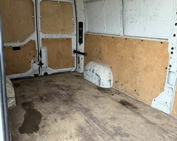 Білий Рено Мастєр, об'ємом двигуна 2.3 л та пробігом 314 тис. км за 12250 $, фото 11 на Automoto.ua