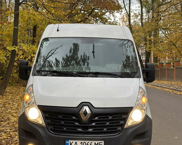 Белый Рено Мастер, объемом двигателя 2.3 л и пробегом 277 тыс. км за 15500 $, фото 1 на Automoto.ua