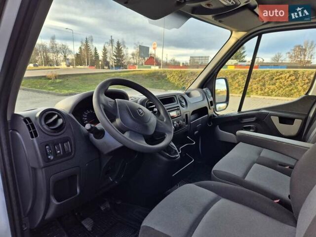 Белый Рено Мастер, объемом двигателя 2.3 л и пробегом 200 тыс. км за 14499 $, фото 31 на Automoto.ua