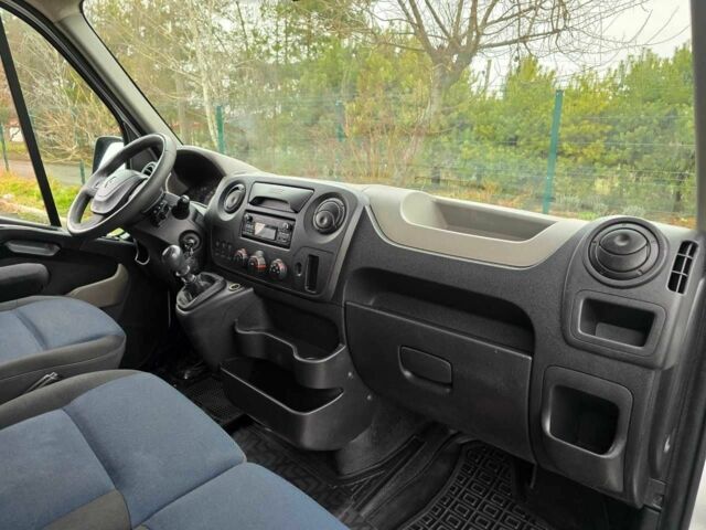 Білий Рено Мастєр, об'ємом двигуна 2.3 л та пробігом 201 тис. км за 12999 $, фото 11 на Automoto.ua