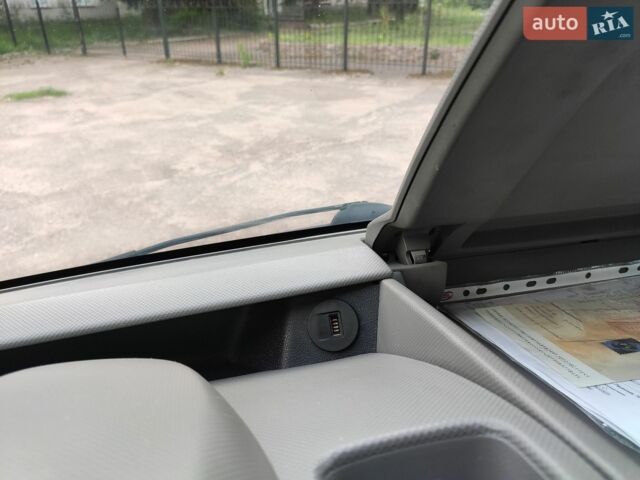 Білий Рено Мастєр, об'ємом двигуна 2.3 л та пробігом 208 тис. км за 14900 $, фото 19 на Automoto.ua