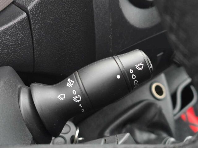 Білий Рено Мастєр, об'ємом двигуна 2.3 л та пробігом 201 тис. км за 12999 $, фото 20 на Automoto.ua