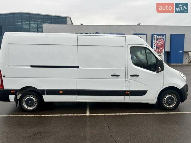 Белый Рено Мастер, объемом двигателя 2.3 л и пробегом 290 тыс. км за 13000 $, фото 10 на Automoto.ua