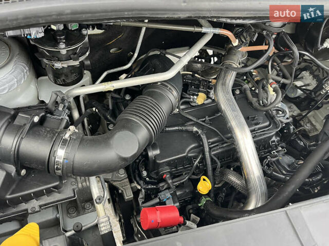 Білий Рено Мастєр, об'ємом двигуна 2.3 л та пробігом 270 тис. км за 14500 $, фото 36 на Automoto.ua