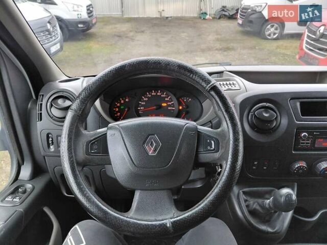 Белый Рено Мастер, объемом двигателя 2.3 л и пробегом 252 тыс. км за 12900 $, фото 27 на Automoto.ua