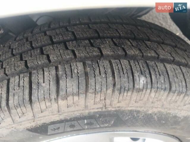 Белый Рено Мастер, объемом двигателя 2.3 л и пробегом 243 тыс. км за 14300 $, фото 27 на Automoto.ua